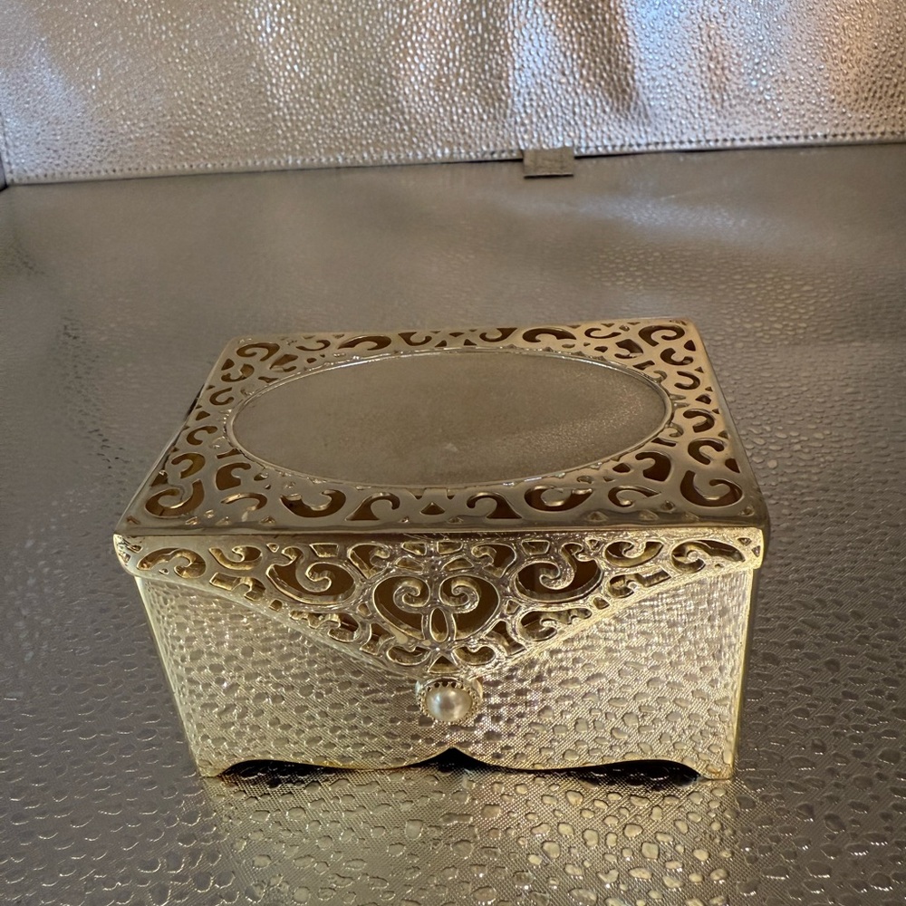 Elegant Silver Plated Mini Jewelry Box